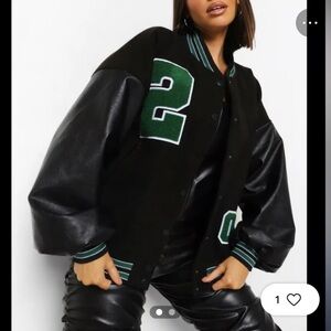 Boohoo Black and Green Varsity Jacket Size 8